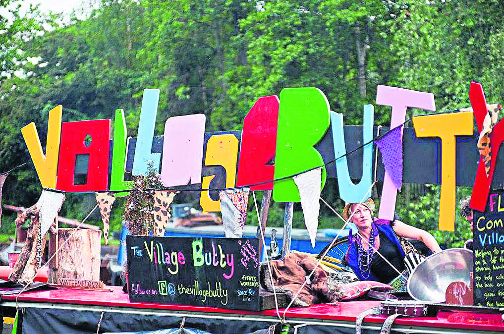 The Village Butty holds regular events, games and movie nights around the waterways of East London. PHOTO: ROBBIE CUMMINS.
