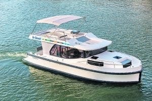 The 36ft Horizon has a 'fundeck' and two positions from which to steer, so the driver can be outdoors or in. PHOTO: LE BOAT