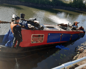 River Avon Canalboat Rescue