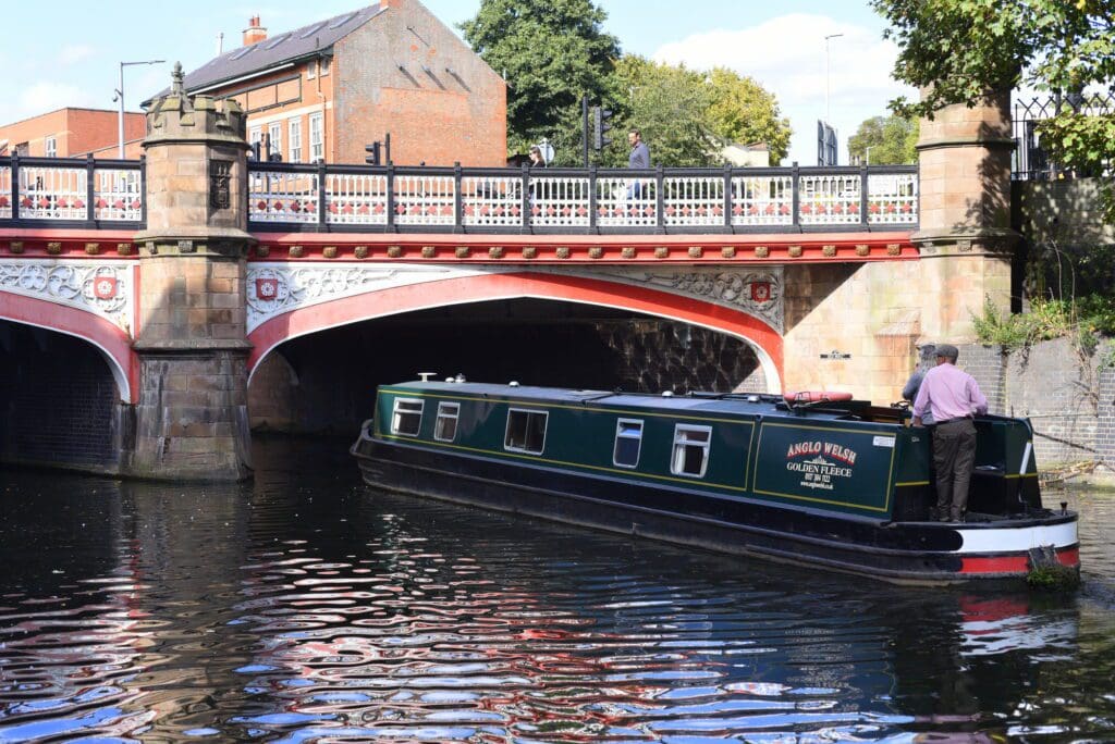 Leicester narrowboat