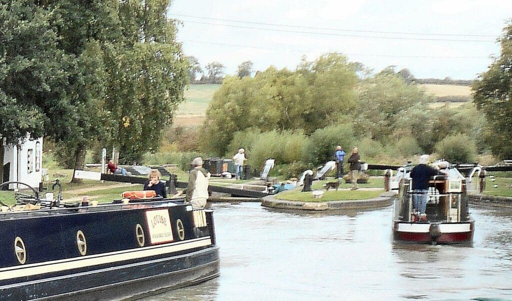 Hillmorton Locks web (WI)