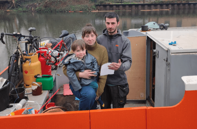 Boaters March on CRT offices 26th March