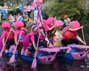 Pink ladies of the Cotswold Canals