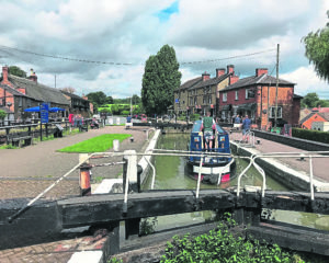 Top lock, Stoke Bruerne (c) Nicola Lisle