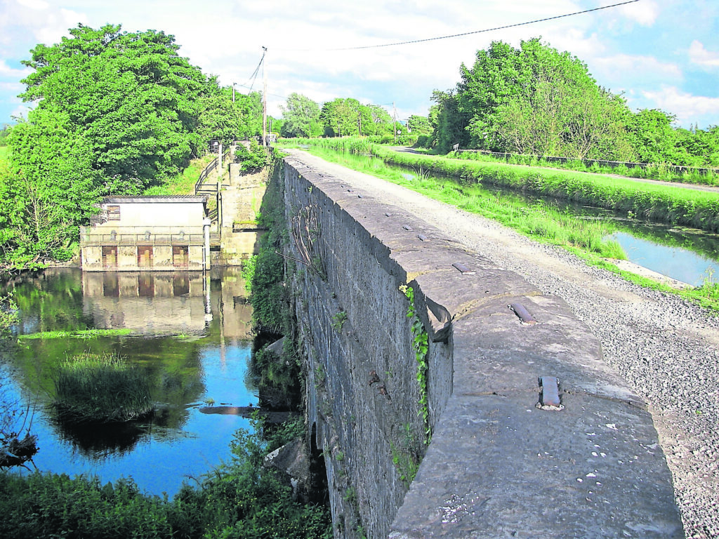 Failure of the Liffey Pumps at Leinster Aqueduct combined with a leak and heatwave conditions cause low water in Grand Canal. PHOTO: ALISON ALDERTON
