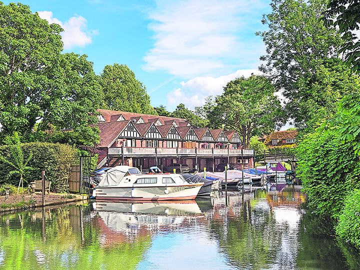 Saunders’ Boathouse in Goring-on-Thames, Oxfordshire. ALL PHOTOS: HISTORIC ENGLAND ARCHIVE

